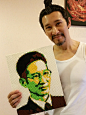 相信很多小麻雀都已经见过《#电视剧麻雀# 》联合@LOZ俐智 为大家准备的四款《麻雀》专属手机壳了吧～今天麻小要为大家呈上主创专属像素画，有点抽象的感觉～快来看看这些像素画和他们到底像不像吧！@李易峰 @周冬雨 @张鲁一 @阚清子 @尹正 @刘珈彤- @王婉娟929 @演员王劲松