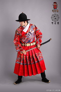 李建航采集到中国传统服饰