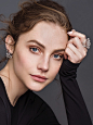 Marketplace : LOOKBOOKS.com is the Technology behind the Talent. Discover, follow, share.