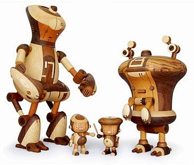 木制机器人由川竹二。