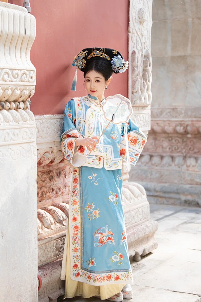 北京拍的格格装写真，只要299呢_6_北京约拍的小吴子_来自小红书网页版