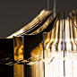 扎哈·哈迪德 (Zaha Hadid) 為 Slamp 設計的 Aria Gold 枝形吊燈 — italian-lighting-centre
