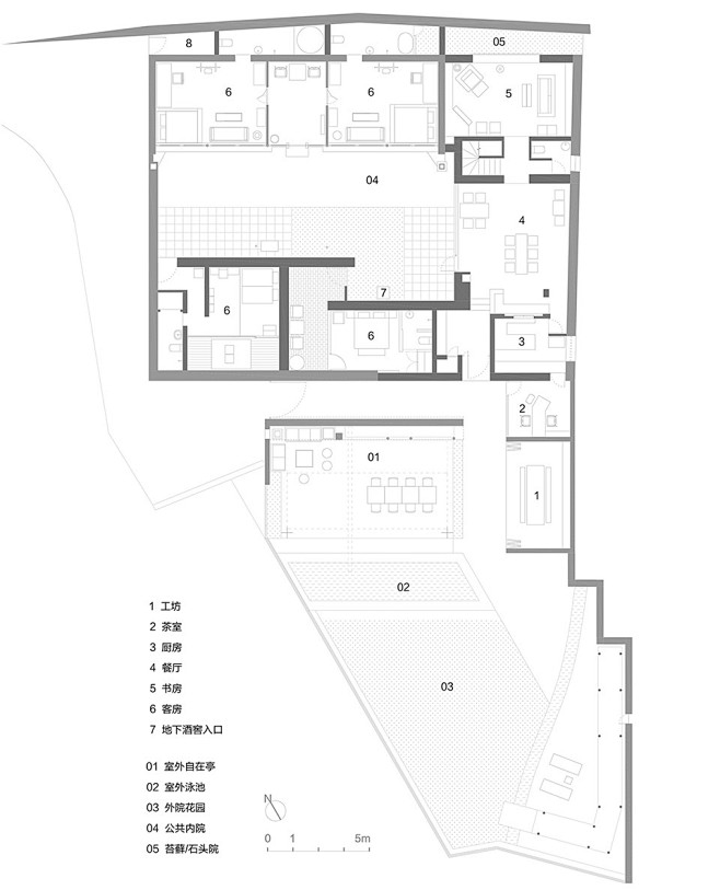 044-Courtyard-House-...