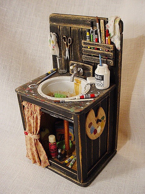 miniature artist sin...
