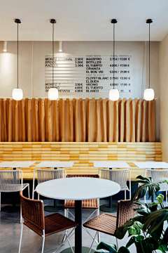橘猫Miss采集到餐厅/餐饮