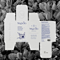 Minimalist skincare brand that focuses on promoting doing rituals as a way to relax and take care of oneself. Branding skincare logo logotype 2022 graphic design marca brand diseño gráfico packaging bag business card serum wrapping paper box sophisticated
