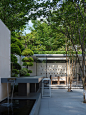 006-light-picking-courtyard-by-ds-landscape-architecture