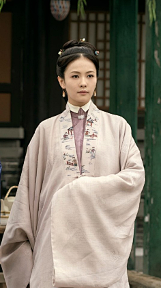 剧照-花瓣网|陪你做生活的设计师 | 玉楼春-孙有容-乔欣饰