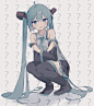 初音未来
___OTINTIN 蹲 抱胸