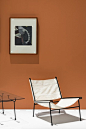 Clement Meadmore Canvas sling chair c. 1955, with glass top coffee table also by Meadmore, c. 1952. Above,’The listening man’, gouache over pencil, 1956 by Helen Maudsley. Photo – Brooke Holm.
