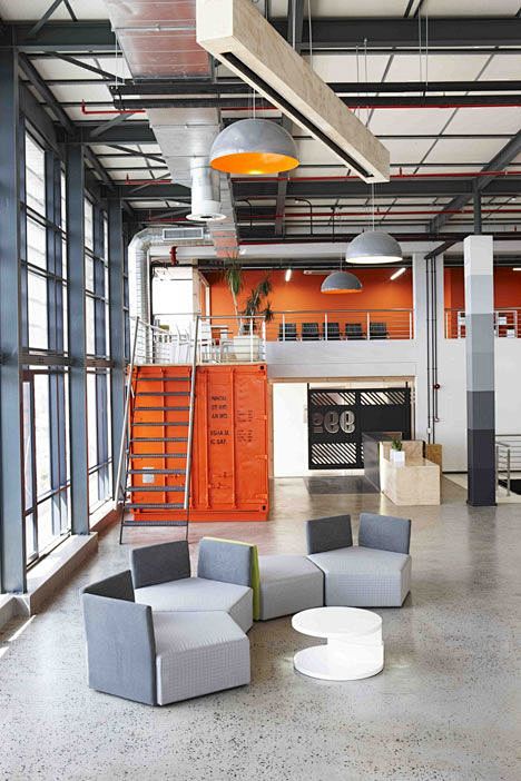 99c offices by Inhou...
