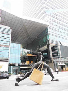 陈圣青采集到实体设计(雕刻摆件)