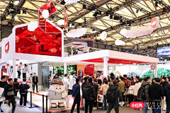 jessiczhang86采集到家电展台设计