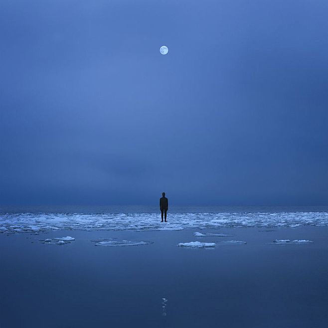 © Gabriel Isak