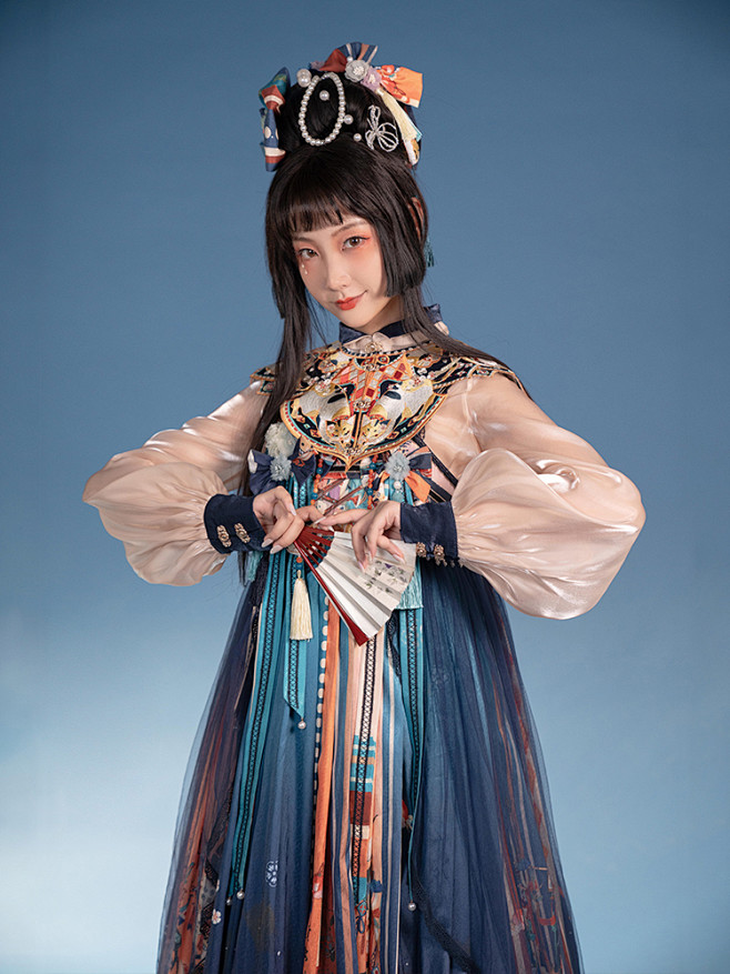 天机云锦 喵呜 灯笼袖衬衣吊带蕾丝连衣裙...