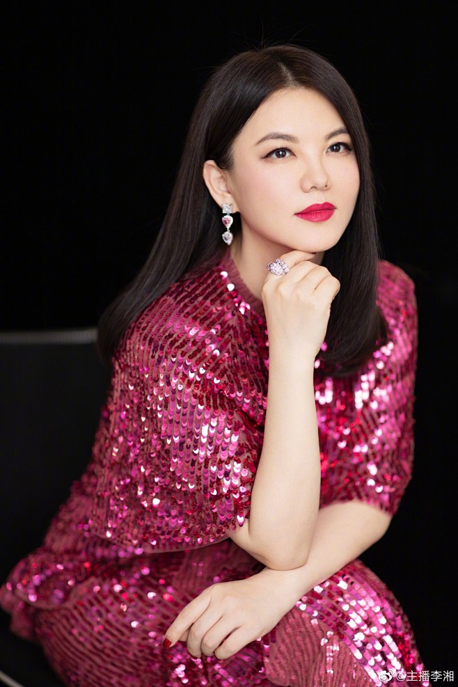 主播李湘的照片微相册