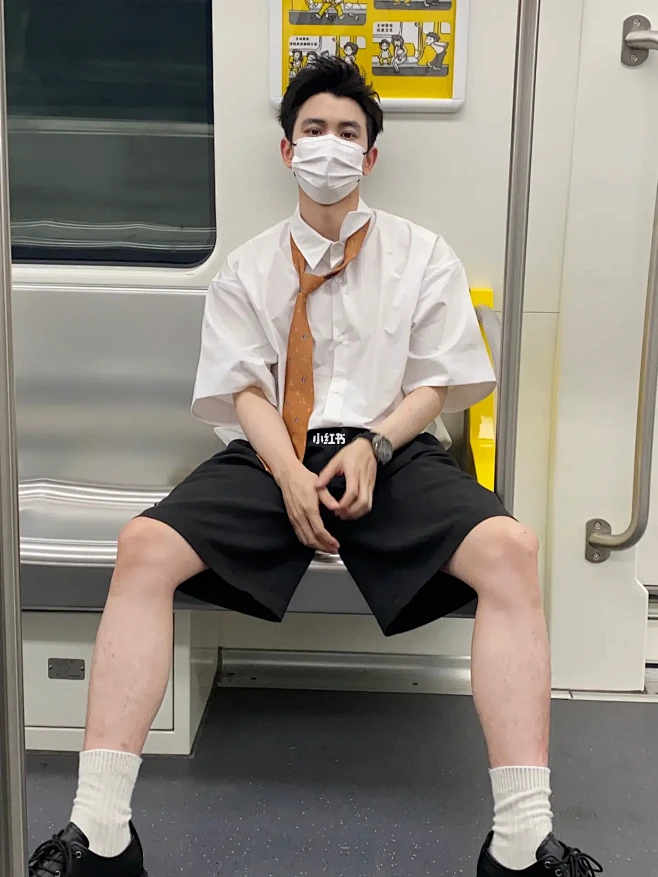 泰式校服氛围感真服｜是你的转校同桌了