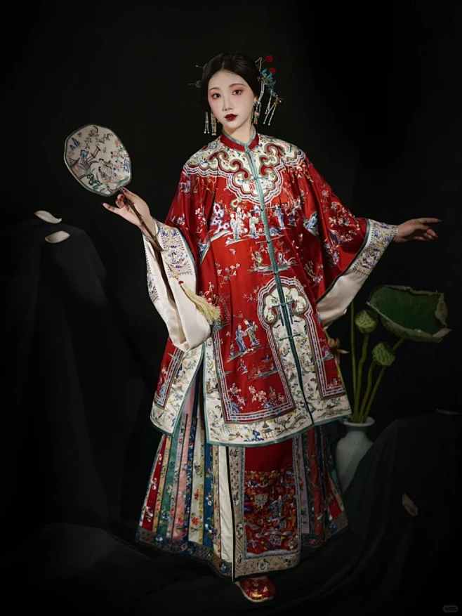请君入梦，再续红楼。 - 小红书