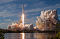 技术 - SpaceX  Falcon Heavy Rocket Lift-Off 壁纸