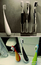 Hyun Jin Yoon 和 Eun Hak Lee设计的“不倒翁牙刷”