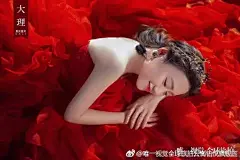 分享图片#蜜月旅行+婚纱照一步到位#时光不负，为最爱的TA定制一套最美婚纱照吧【 丽江 大理】现微博预约5折获取报价OO网页链接❶【三天两晚特色酒店免费入住+免费接机服务】 ❷【10造10服+65张精修+底片全送 】 ❸【全新创作性拍摄手法 +定制爱情微电影】 ​ ​​​​
