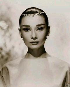 鱼与雨语采集到奥黛丽赫本 Audrey Hepburn