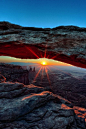 Mesa Arch in Canyonlands National Park.: 