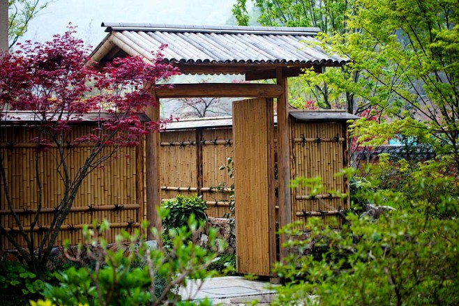 “灵山小镇·拈花湾”