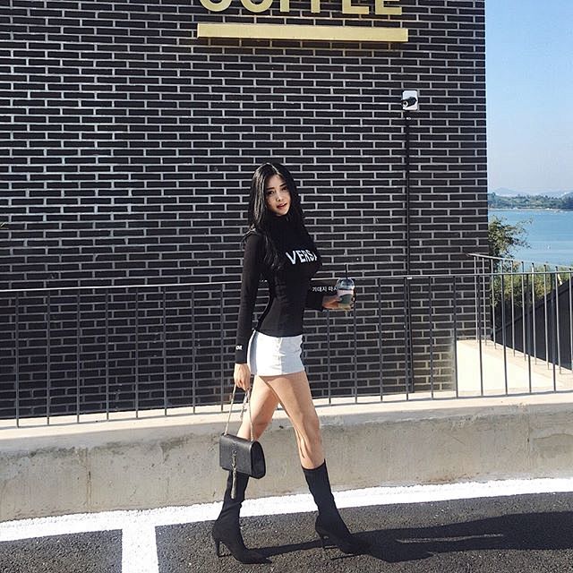 난 희한하게 봄 여름보다 가을 겨울에...