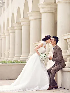 浪漫古典婚纱照安卓手机壁纸