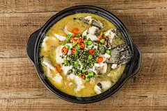 中国菜:美味的腌鱼