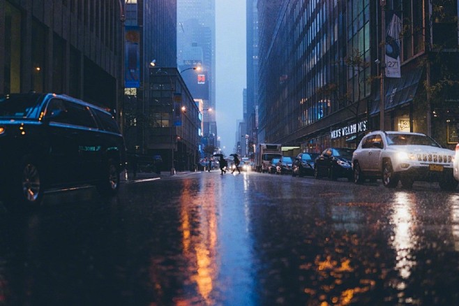｜雨夜