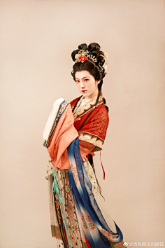 古代服装（复原款）-花瓣网|陪你做生活的设计师 | @不才唐歌 的个人主页 - 微博