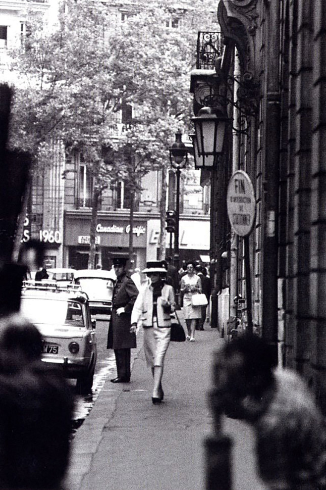 香奈儿女士在康朋街，1962年