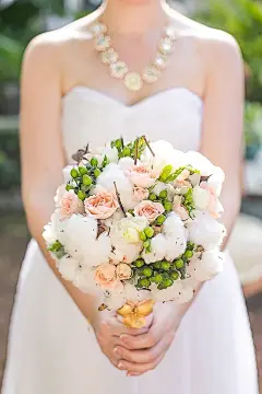 秋冬婚礼棉花来助阵 这样的手捧花你想到了吗？