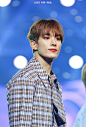 DK李硕珉  190706 SBS SUPER CONCERT IN HK 饭拍高清
cr.LoveForReal__
【禁止二改 转载请标明出处】
【Dur_kyeom存钱罐】O网页链接
【招新】OWhiteTeeth218_DK李硕珉资源博 ​​​ ​​​​