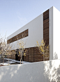 Kfar shmaryahu House by Pitsou Kedem Architects