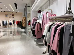 女装店货架