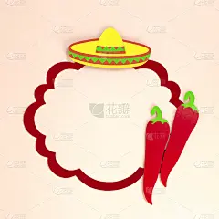 五月节的眼镜框配上宽边帽和辣椒