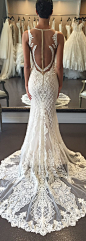 Love, love, love the pattered lacework on this @bertabridal dress.: 