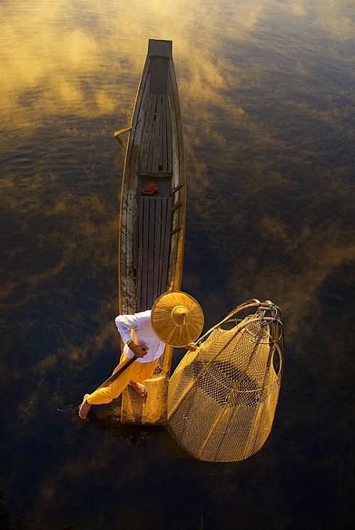最古老的捕鱼法-竹筌捕鱼