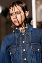 Alexander McQueen Spring 2018 Ready-to-Wear  Fashion Show Details : See detail photos for Alexander McQueen Spring 2018 Ready-to-Wear  collection.