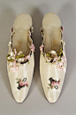 Satin mules with ribbon trim - 1900