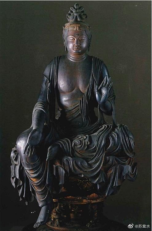 中国的雕塑与日本的雕塑，微妙的差异。 
...