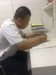 心与心的交流——八年三班暑假家访