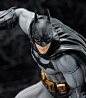 ARTFX+ バットマン: アーカム・シティ バットマン アーカム・シティ | KOTOBUKIYA : ゲーム版バットマンをARTFX+で！

発売から5周年を迎える「バットマン：アーカム・アサイラム」と続編の「バットマン：アーカム・シティ」。そして、最新作「バットマン：アーカム・ビギンズ」も好調で、2014年にはその世界観を元にしたアニメーション制作も発表されたゲーム「バットマン：アーカム」シリーズ