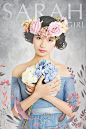 《Laraine》花中仙子造型，采用花冠、手捧花、蓝灰色婚纱、鲜花素材组合，亦不俗淡雅的色彩为您打造日系清新风格，令被摄者的你摇身变成充满少女气息的花中仙子。#人像#