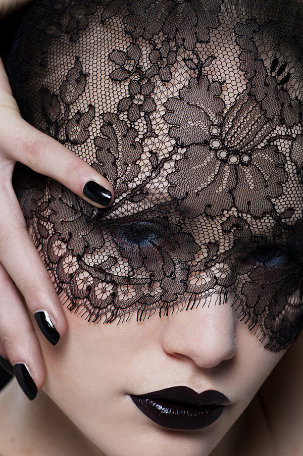 woman beauty lace bl...