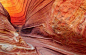 亚利桑那州的波涛谷，砂岩上是波涛般的曲线，如一个个梦幻的旋涡~ ​​​​