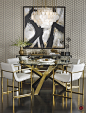 金色的餐桌脚，宛如两个金字塔，又像是两颗钻石，更像个金色的时间漏斗，让人痴迷；它明确的轮廓，又给人一种纯洁的华丽、一种秀丽，让人醉。 #不锈钢餐台##玻璃餐台##不锈钢餐椅#
